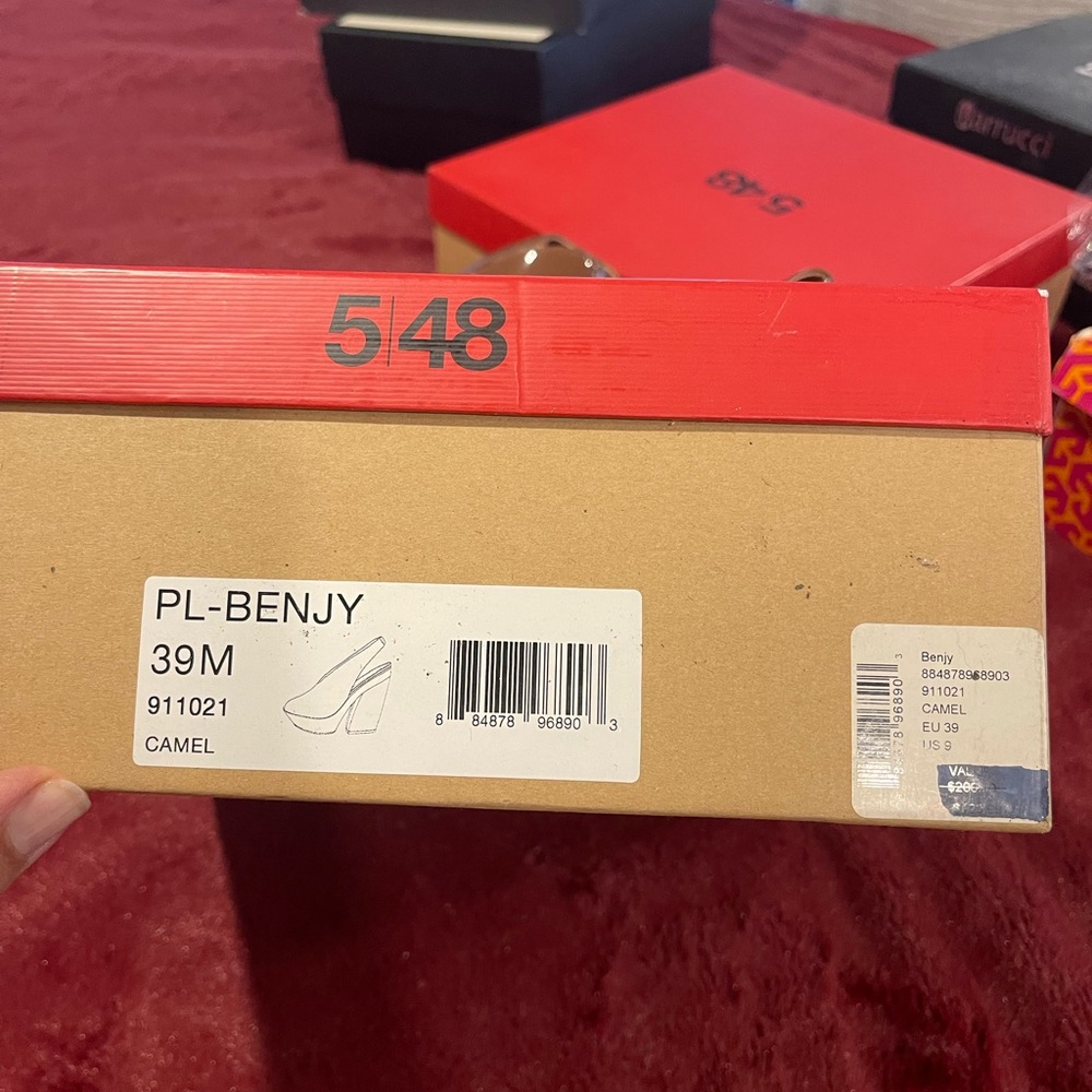 Benjy Camel Heels - Size 39M